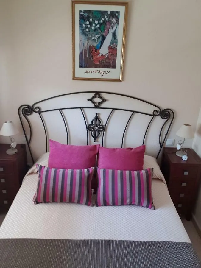 Habitacion En Piso Compartido マラガ 0*,  スペイン