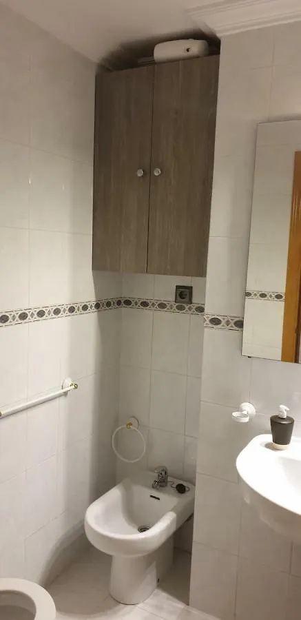 Habitacion En Piso Compartido マラガ 0*,